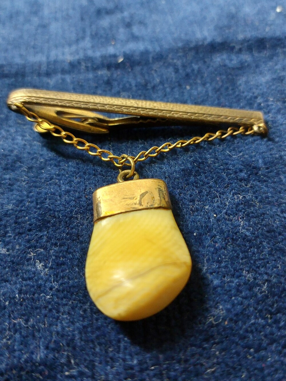 Vintage Hickok Tie Clasp Chain Guard Cream Stone Textured Gold Tone Mid Century